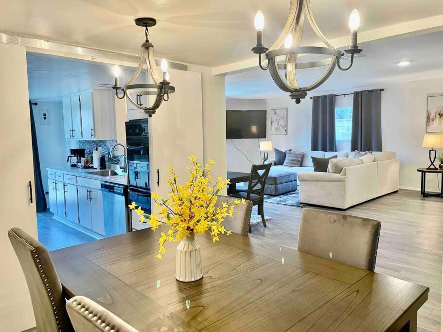 Glendora Pool Home Retreat Ngoại thất bức ảnh